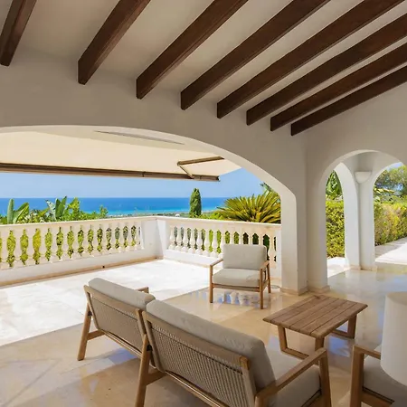 Treya - Star Stunning Views Vakantiehuis *