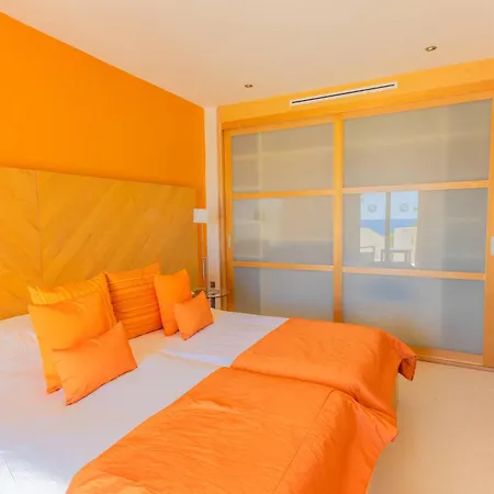 Treya - Star Stunning Views