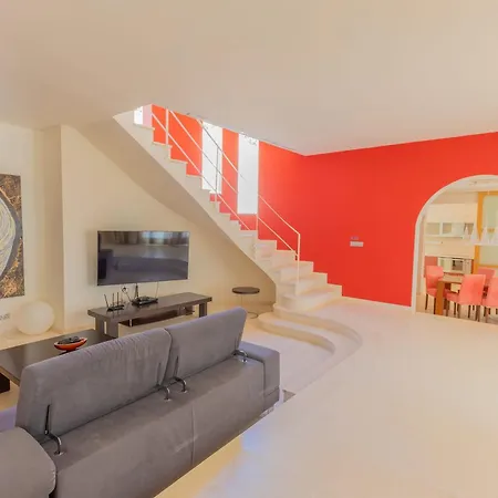 Treya - Star Stunning Views Villa *