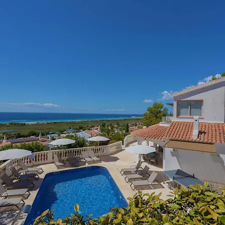 Treya - Star Stunning Views