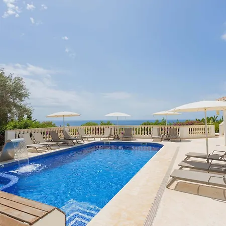 Treya - Star Stunning Views